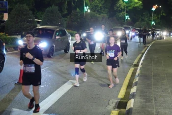 Runner Photo 4240446