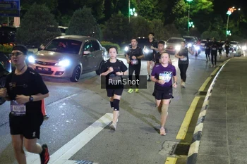 Runner Photo 4240448