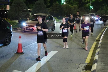 Runner Photo 4240451