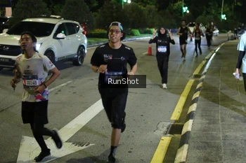 Runner Photo 4240452