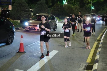 Runner Photo 4240457