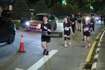 Runner Photo 4240462