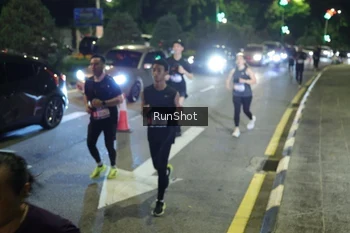 Runner Photo 4240465
