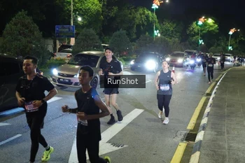 Runner Photo 4240468