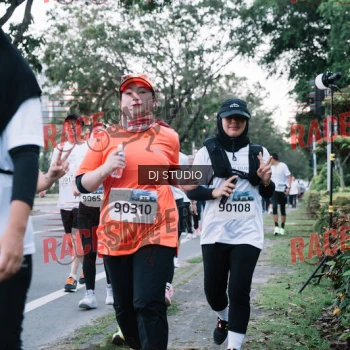 Runner Photo 424049