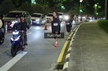 Runner Photo 4240533