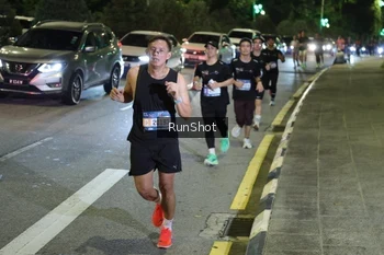 Runner Photo 4240548
