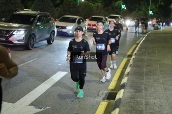 Runner Photo 4240559