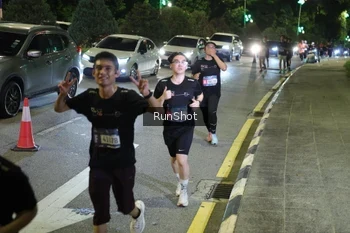 Runner Photo 4240583
