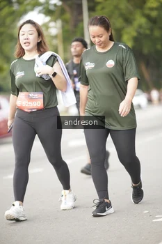 Runner Photo 4240589