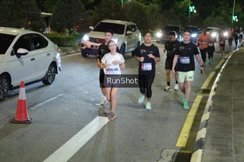 Runner Photo 4240592