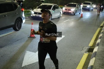 Runner Photo 4240596