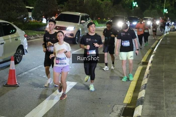 Runner Photo 4240598