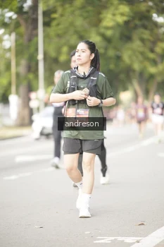 Runner Photo 4240599
