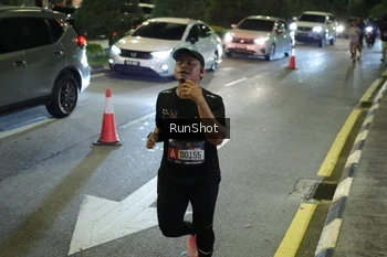 Runner Photo 4240601