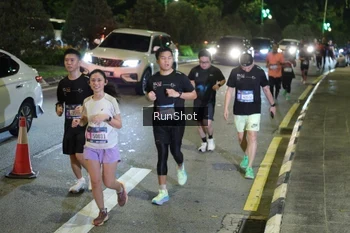 Runner Photo 4240604