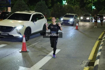 Runner Photo 4240609