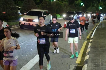 Runner Photo 4240618