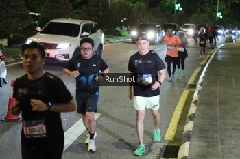 Runner Photo 4240619