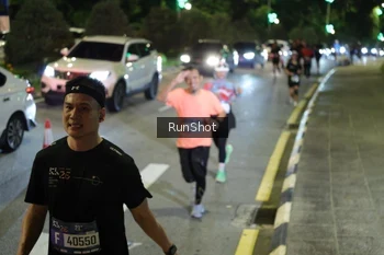 Runner Photo 4240624