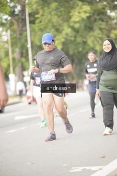 Runner Photo 4240633