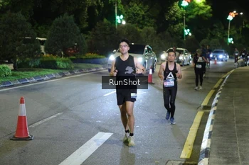 Runner Photo 4240634
