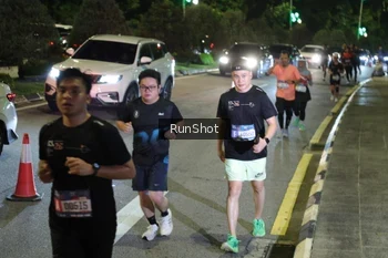 Runner Photo 4240635