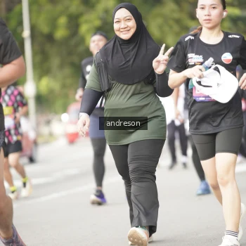 Runner Photo 4240654