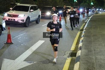 Runner Photo 4240657