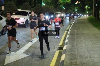 Runner Photo 4240679