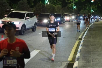 Runner Photo 4240686