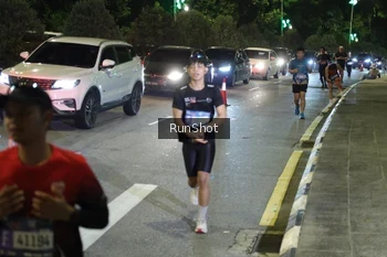 Runner Photo 4240700