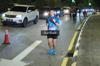 Runner Photo 4240701