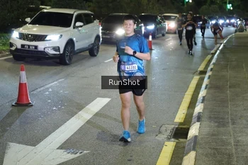 Runner Photo 4240703