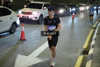 Runner Photo 4240706