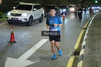 Runner Photo 4240721