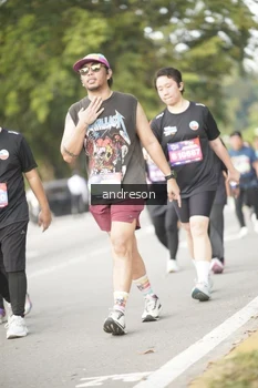 Runner Photo 4240722