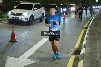 Runner Photo 4240726