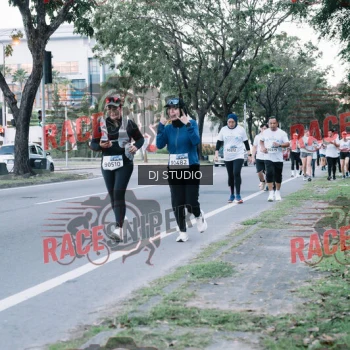 Runner Photo 424073