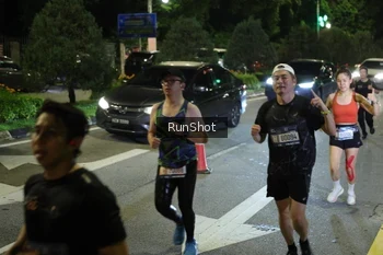 Runner Photo 4240730