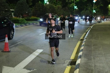 Runner Photo 4240764
