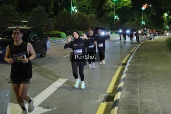 Runner Photo 4240776