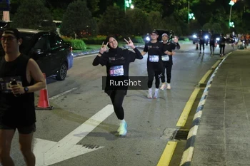 Runner Photo 4240780