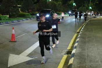 Runner Photo 4240797