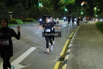 Runner Photo 4240804