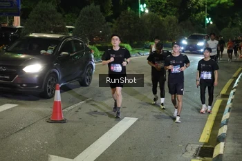 Runner Photo 4240817