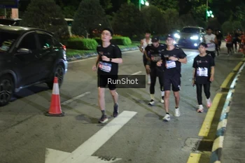 Runner Photo 4240824