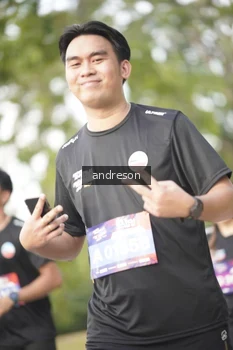 Runner Photo 4240829