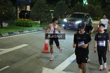 Runner Photo 4240855