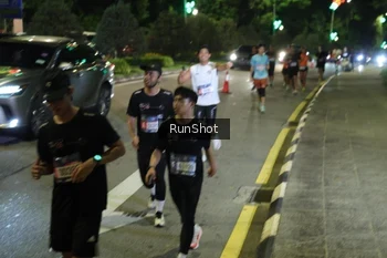 Runner Photo 4240858